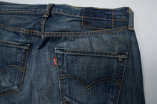 Load image into Gallery viewer, Vintage Levi's Jeans | 32/34
