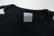 Load image into Gallery viewer, Vintage Nike Sweater | S