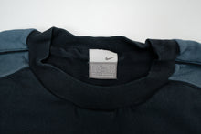 Load image into Gallery viewer, Vintage Nike Sweater | M