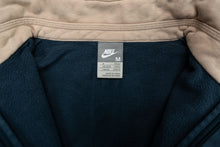 Load image into Gallery viewer, Vintage Nike Sweatjacket | M