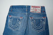Load image into Gallery viewer, Vintage True Religion Jeans | 32