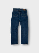 Load image into Gallery viewer, Vintage Levi's Jeans | 33/32