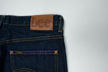 Load image into Gallery viewer, Vintage Lee Jeans | 33/32