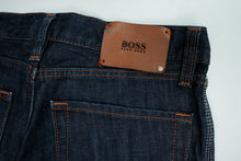 Load image into Gallery viewer, Hugo Boss Jeans | 32/32
