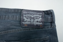 Load image into Gallery viewer, Vintage Levi's Jeans | 38/34