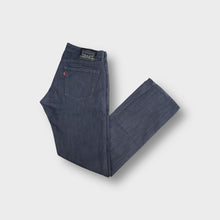 Load image into Gallery viewer, Vintage Levi's Jeans | 32/34