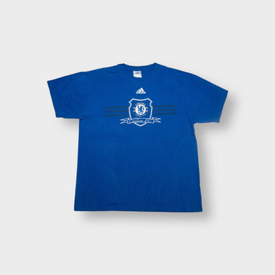 Adidas FC Chelsea T-Shirt in blue featuring centered club crest graphics on chest
