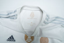 Load image into Gallery viewer, Adidas Real Madrid 15-16 Jersey | XL