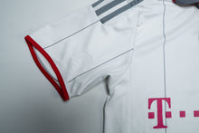 Load image into Gallery viewer, Adidas FC Bayern 09-10 Jersey | D164 / Men's XS