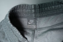 Load image into Gallery viewer, Vintage Nike Sweatpants | L