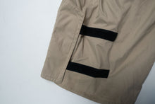 Load image into Gallery viewer, Vintage Nike Trackpants | XL