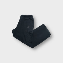 Load image into Gallery viewer, Vintage Nike Sweatpants | M