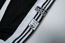 Load image into Gallery viewer, Adidas Trackpants | S