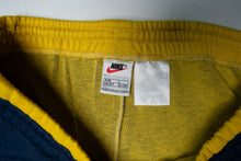 Load image into Gallery viewer, Vintage Nike Trackpants | Wmns XS