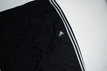 Load image into Gallery viewer, Vintage Adidas Trackpants | XL