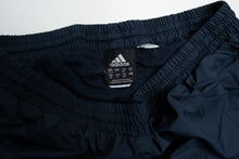 Load image into Gallery viewer, Vintage Adidas Trackpants | M