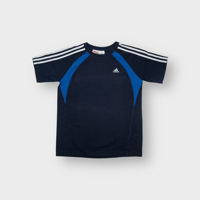 Adidas short-sleeve T-Shirt in navy blue featuring white three-stripes along the shoulders.