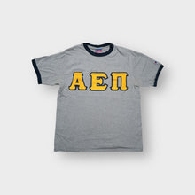 Load image into Gallery viewer, Vintage Champion T-Shirt | S