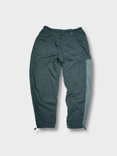 Load image into Gallery viewer, Vintage Nike Trackpants | L