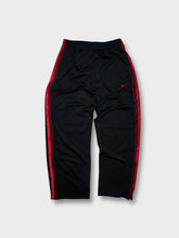 Load image into Gallery viewer, Vintage Nike Trackpants | M