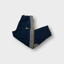 Load image into Gallery viewer, Vintage Nike Trackpants | L
