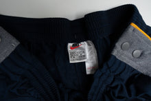 Load image into Gallery viewer, Vintage Nike Trackpants | L
