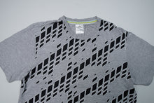 Load image into Gallery viewer, Vintage Adidas T-Shirt | XL
