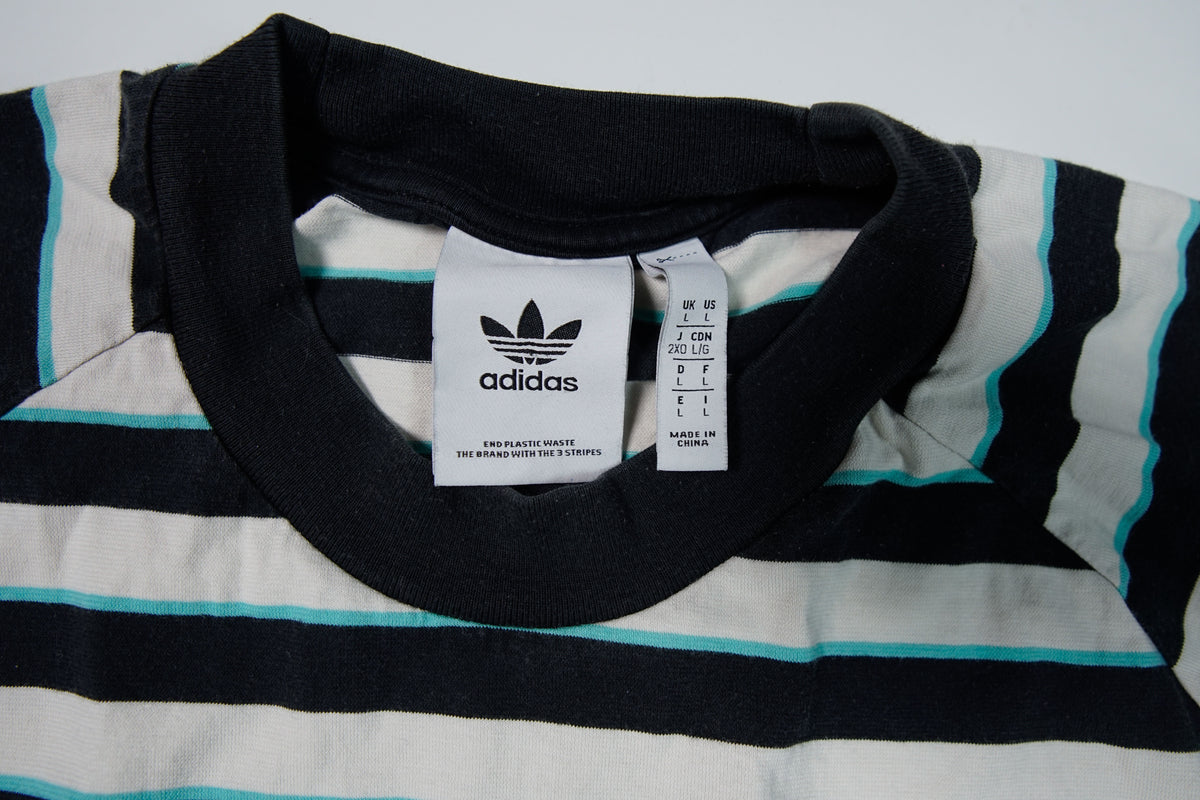 Adidas T-Shirt | L