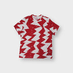 Jordan T-Shirt in white with red geometric graphic print and Jumpman logo