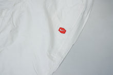 Load image into Gallery viewer, Vintage Nike Trackpants | M