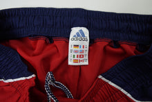 Load image into Gallery viewer, Vintage Adidas FC Bayern Shorts | M