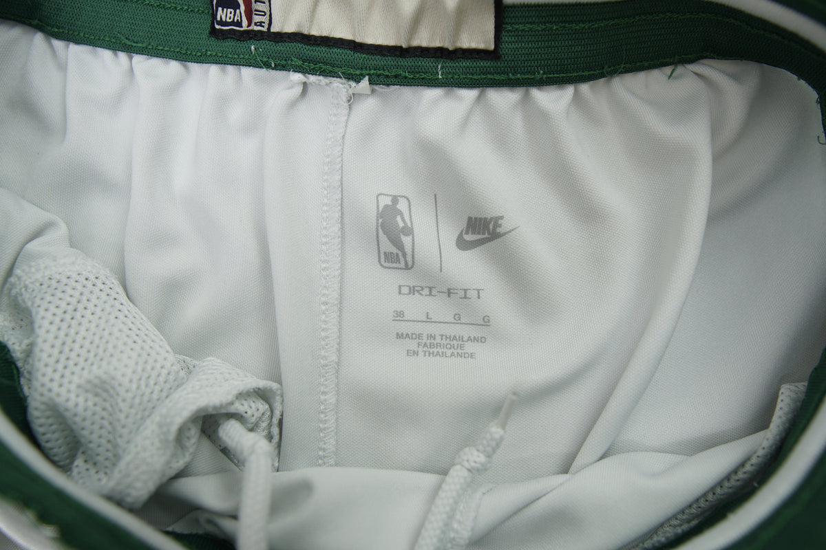Vintage Nike NBA Boston Celtics Shorts | L