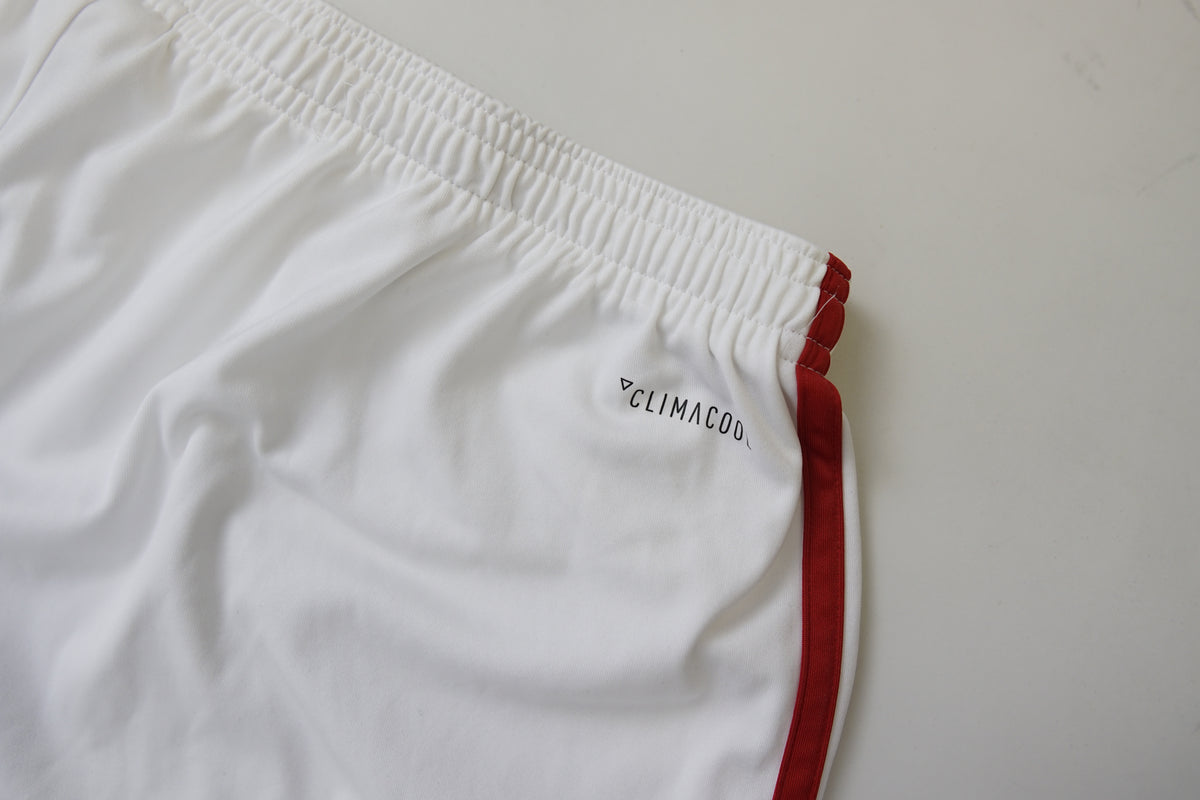 Vintage Adidas FC Bayern Shorts | XL