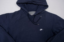 Load image into Gallery viewer, Vintage Nike Pullover | L