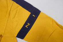 Load image into Gallery viewer, Vintage Nike Sweater | L