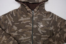 Load image into Gallery viewer, Nike Sweatjacket | M