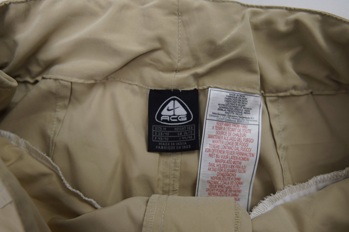 Vintage Nike ACG 2-in-1 Rock | Damen M