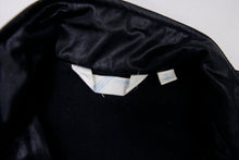 Load image into Gallery viewer, Vintage Adidas Chile62 Trackjacket | Wmns M