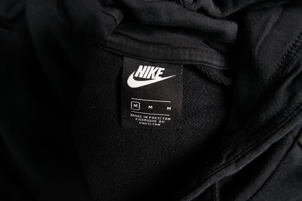 Nike Pullover | M