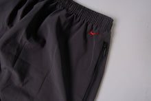 Load image into Gallery viewer, Vintage Nike Trackpants | L