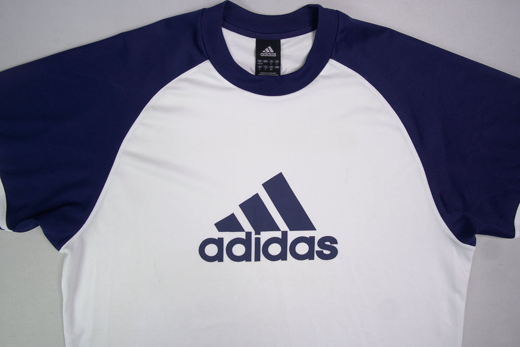 Vintage Adidas T-Shirt | M