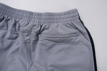 Load image into Gallery viewer, Vintage Nike Trackpants | S