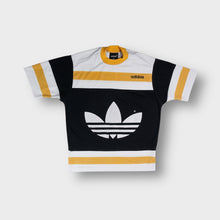 Load image into Gallery viewer, Vintage Adidas T-Shirt | S