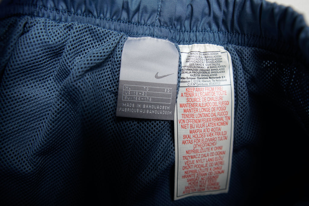 Vintage Nike 2004 Deadstock Trackpants | XS