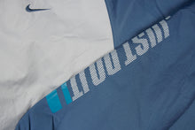 Load image into Gallery viewer, Vintage Nike 2004 Deadstock Trackjacket | S