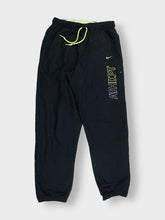 Load image into Gallery viewer, Vintage Nike Trackpants | S