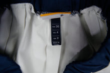 Load image into Gallery viewer, Vintage Ellesse Skirt | Wmns S