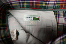 Load image into Gallery viewer, Vintage Lacoste Shorts | L