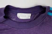Load image into Gallery viewer, Vintage Adidas T-Shirt | M