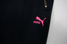 Load image into Gallery viewer, Vintage Puma Trackpants | M